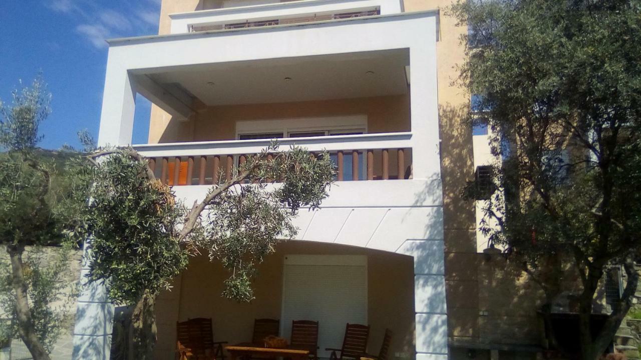 Maria'S House Villa Palaiontsiflikion Exterior photo
